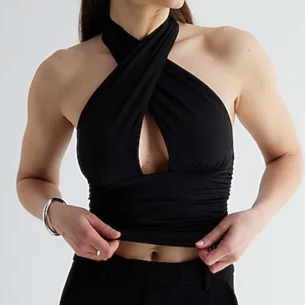 Express Body Contour Convertible Halter Cropped Tank Black Size Small